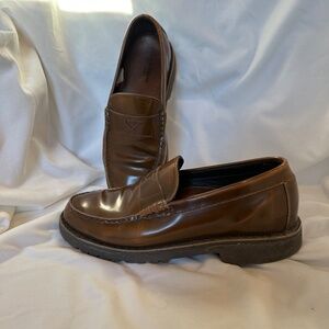 Women’s leather lug sole brown loafer Size 37